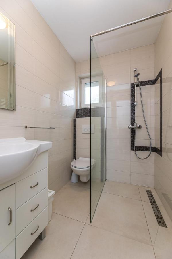 באסקה Apartments Augustinovic מראה חיצוני תמונה