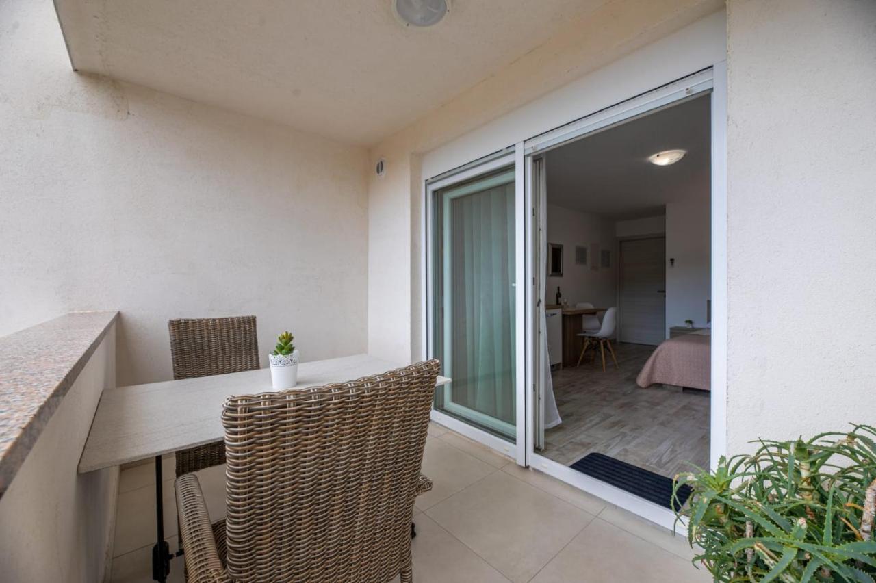 באסקה Apartments Augustinovic מראה חיצוני תמונה
