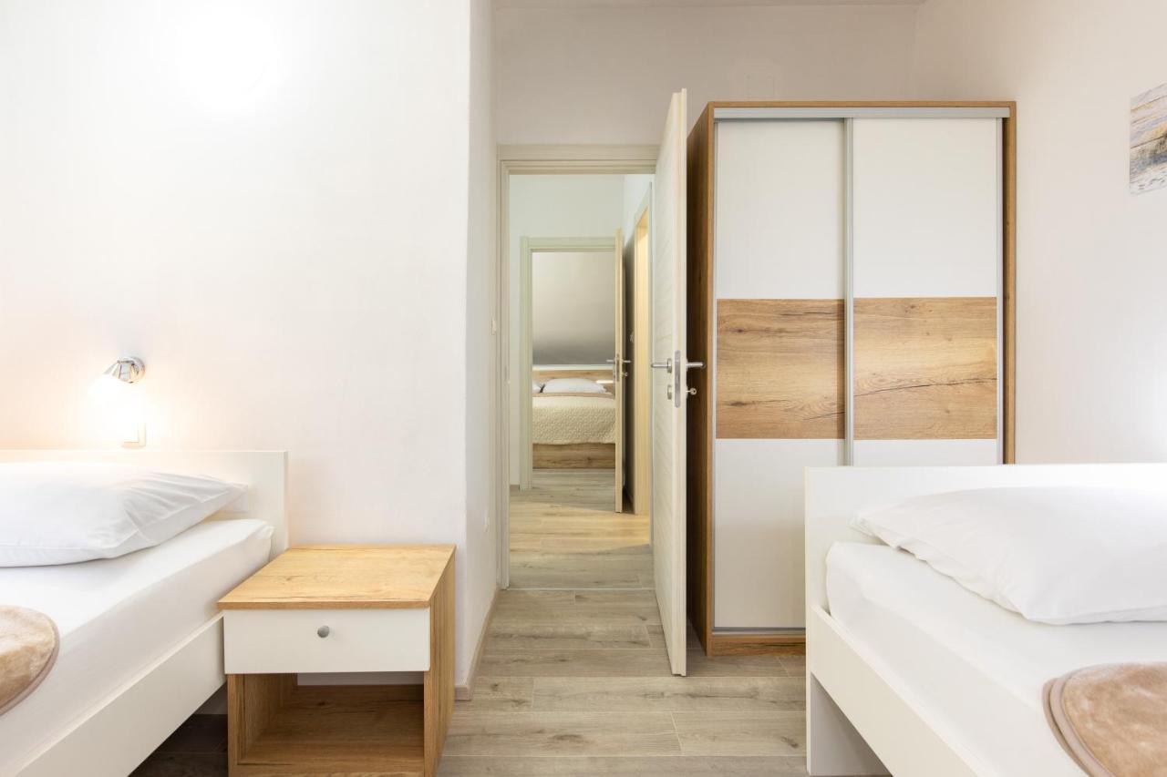 באסקה Apartments Augustinovic מראה חיצוני תמונה