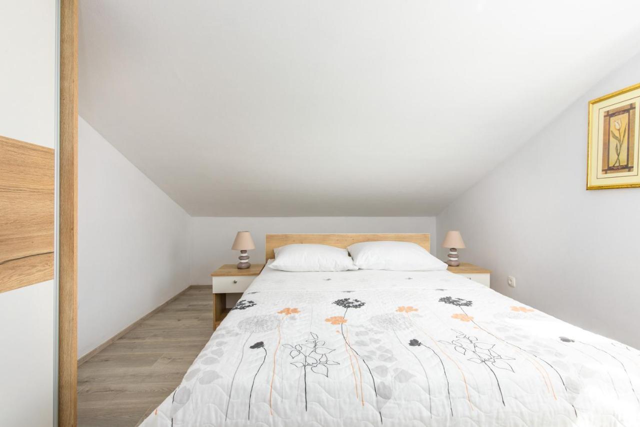 באסקה Apartments Augustinovic מראה חיצוני תמונה